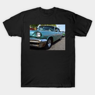 Turquoise Classic Car in Cuba T-Shirt